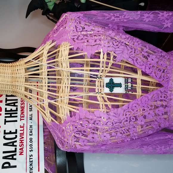 Handmade Beaded Cross Medicine Pouch Necklace - Picture 10 of 10